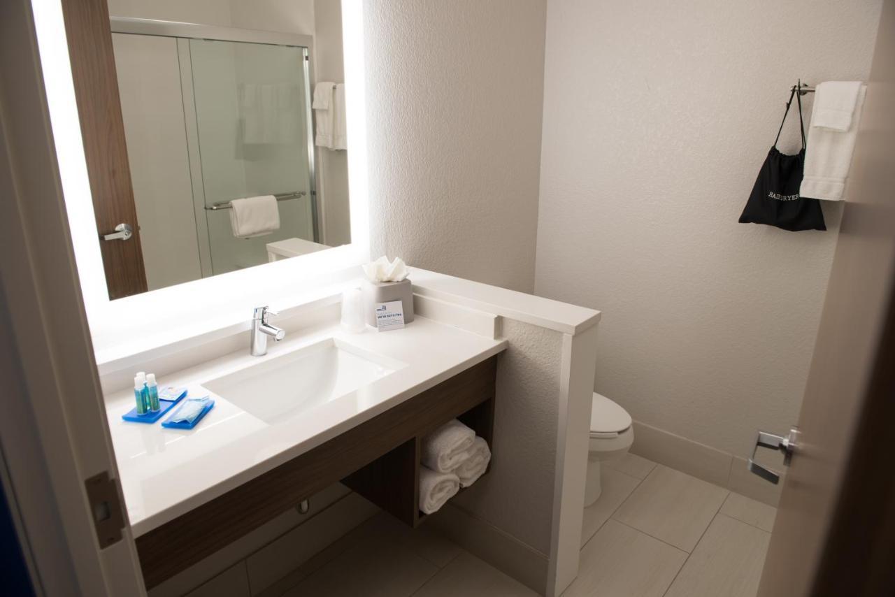 Holiday Inn Express & Suites - Dayton Southwest By Ihg Luaran gambar