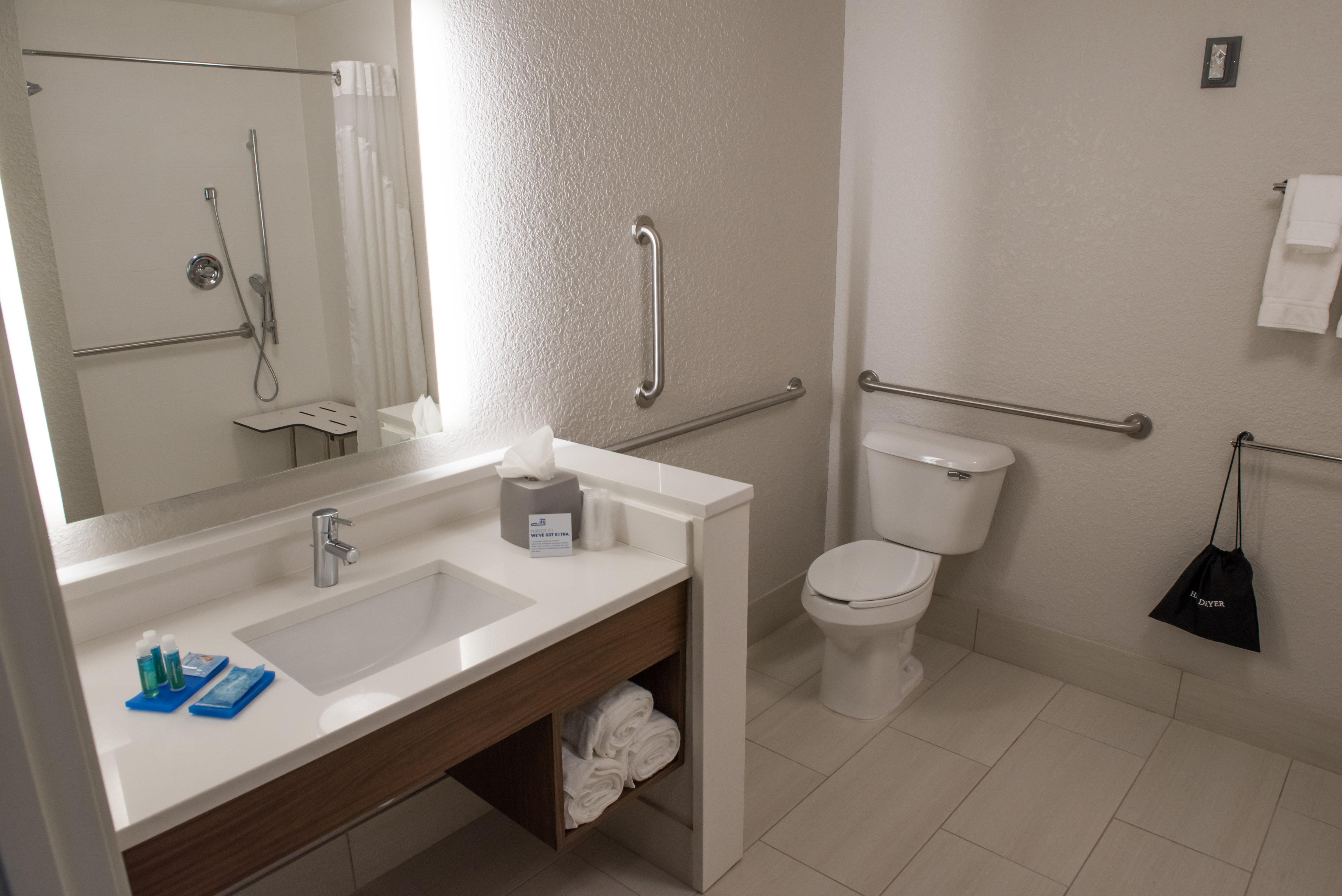 Holiday Inn Express & Suites - Dayton Southwest By Ihg Luaran gambar