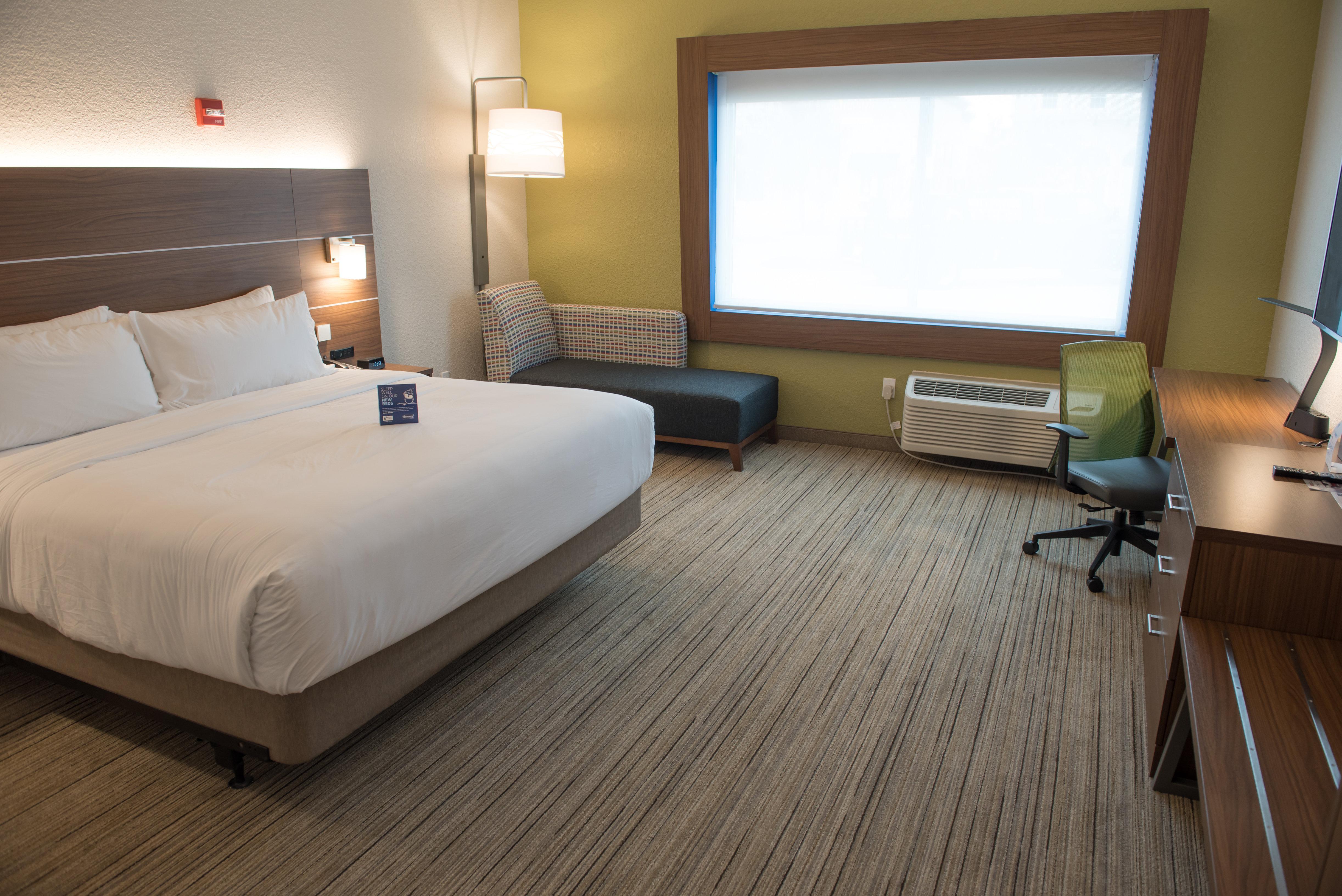 Holiday Inn Express & Suites - Dayton Southwest By Ihg Luaran gambar