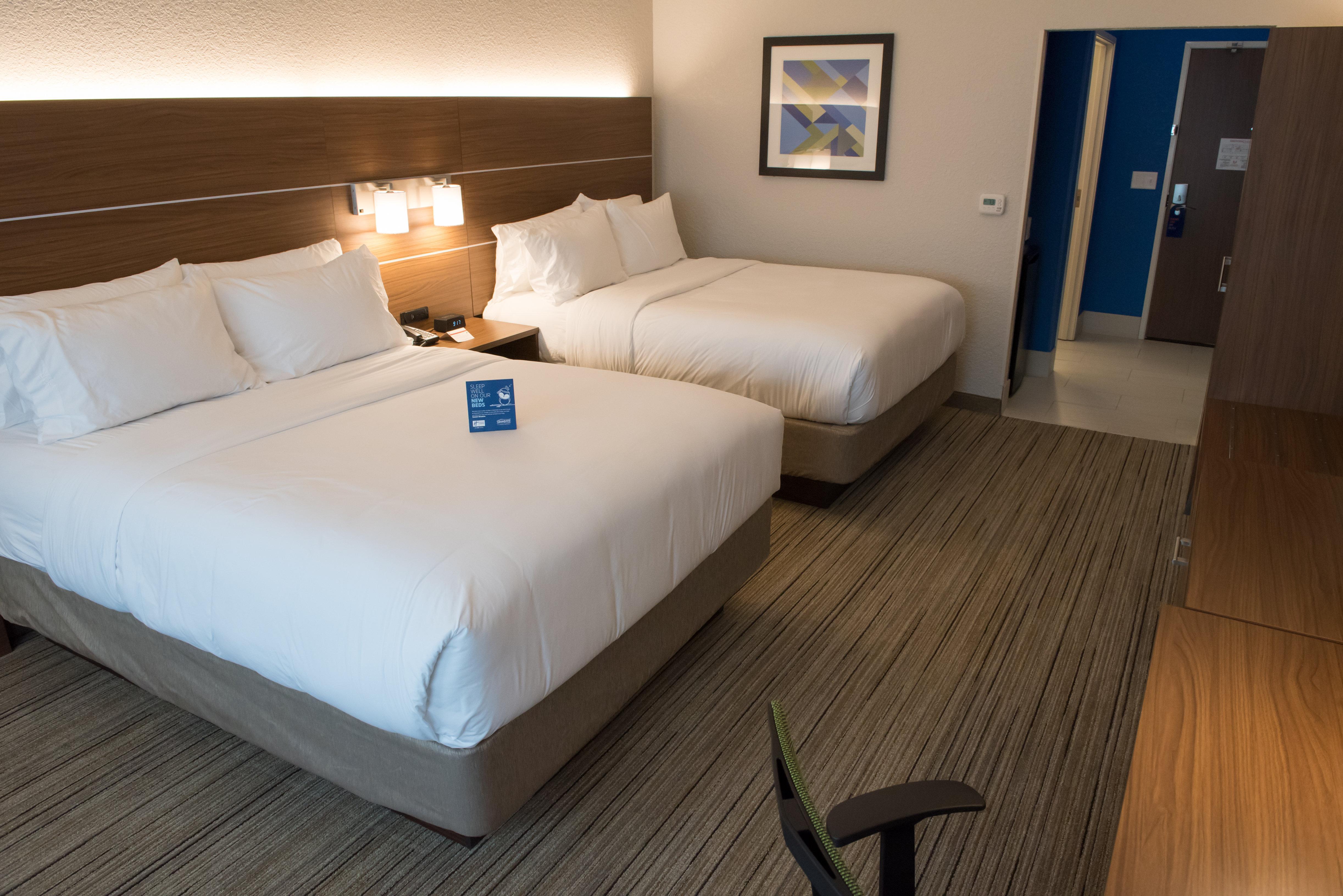 Holiday Inn Express & Suites - Dayton Southwest By Ihg Luaran gambar